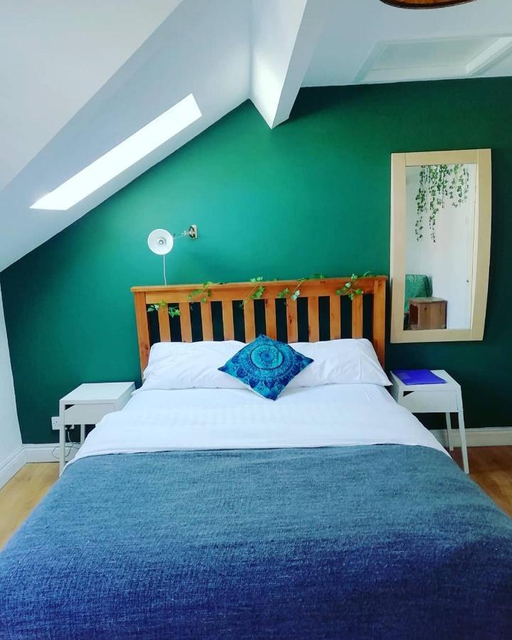 Double Room Private Bathroom