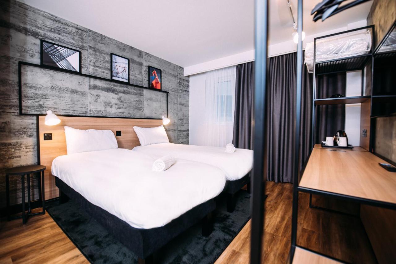 Standard Twin Room,1351101067:JPEG