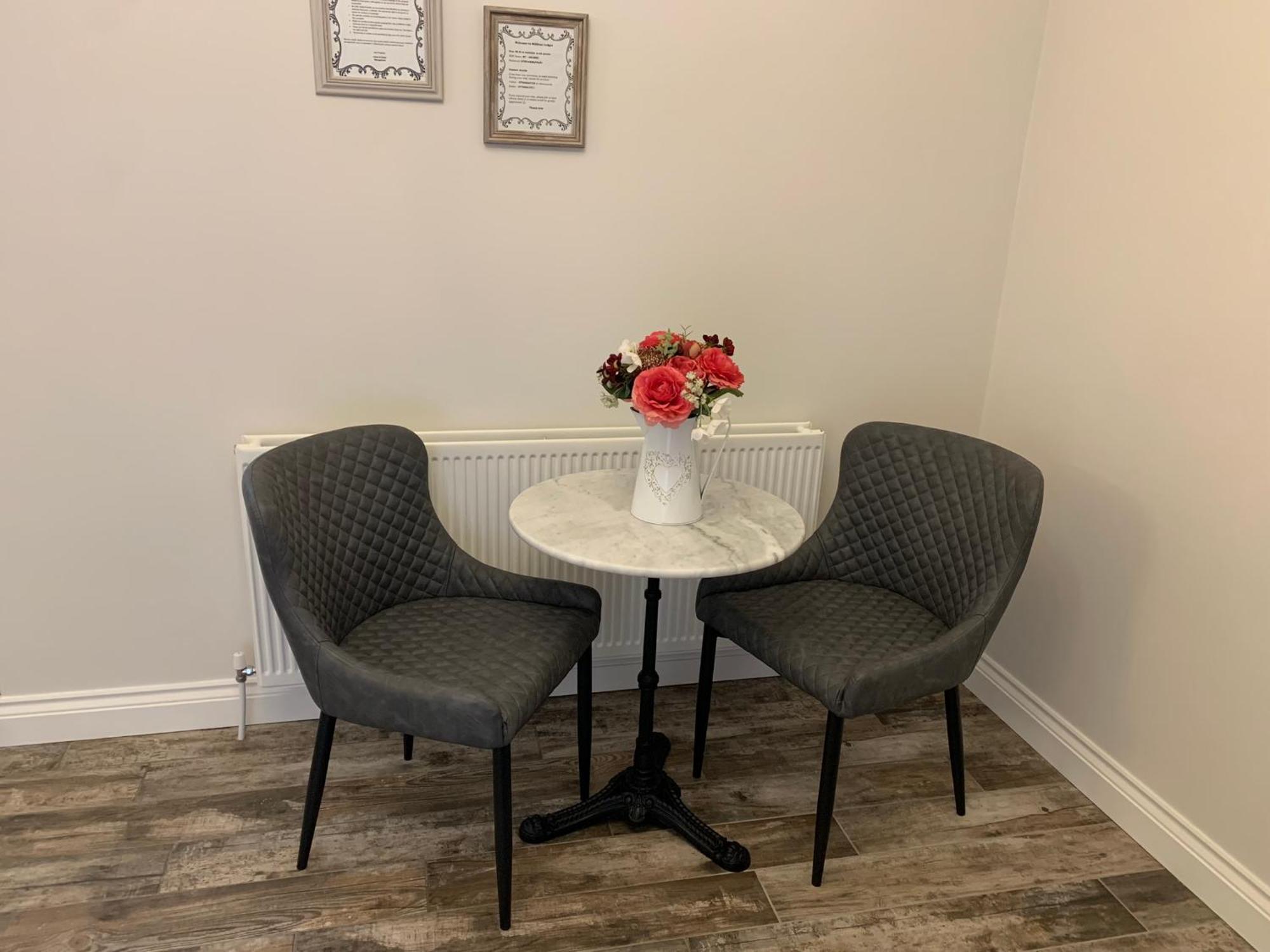 Deluxe King Suite