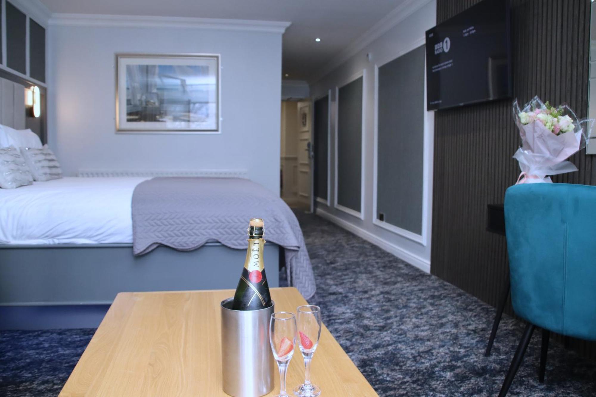Superior King Room