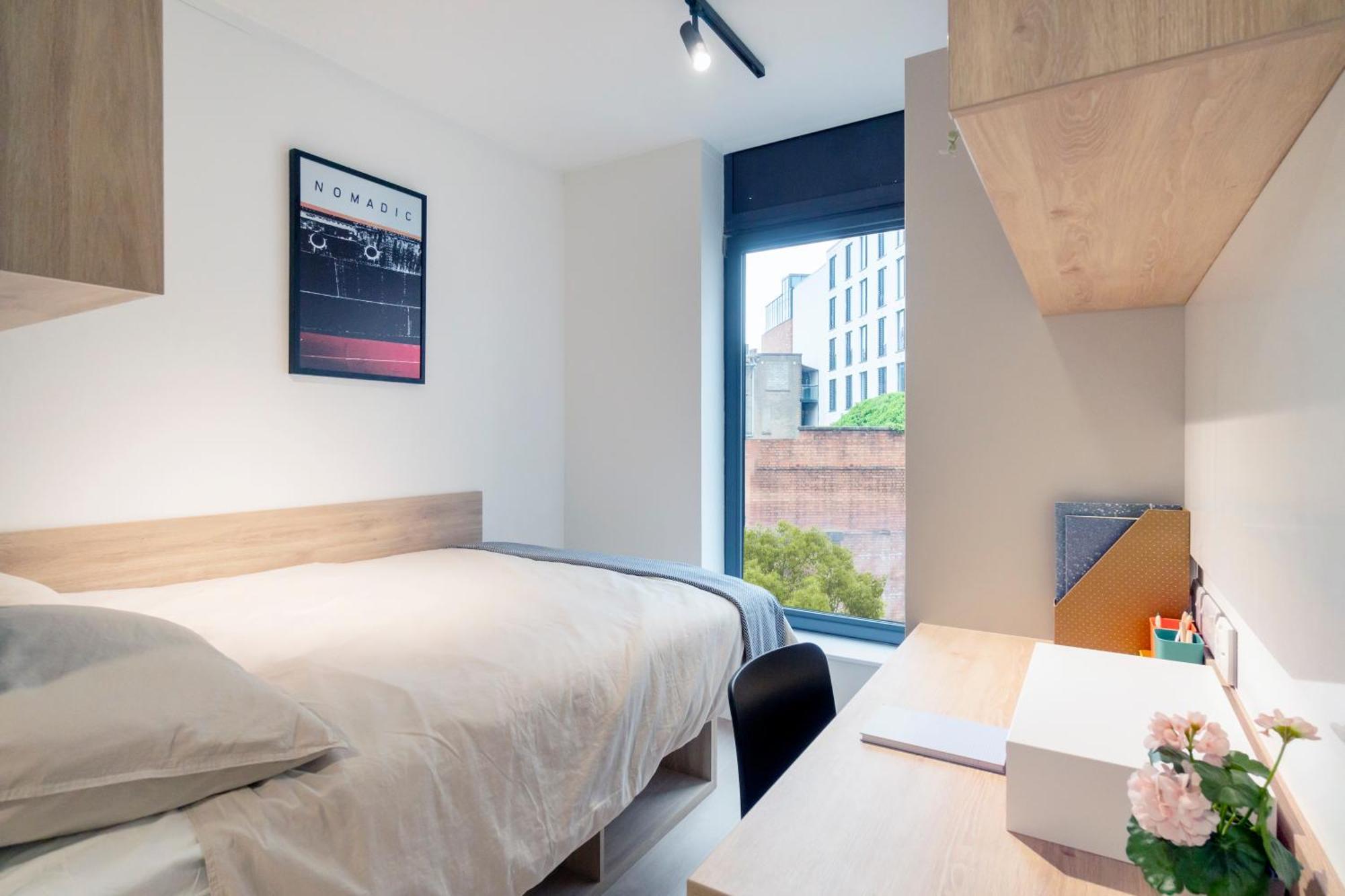 Five-Bedroom Apartment,1632174813:JPEG