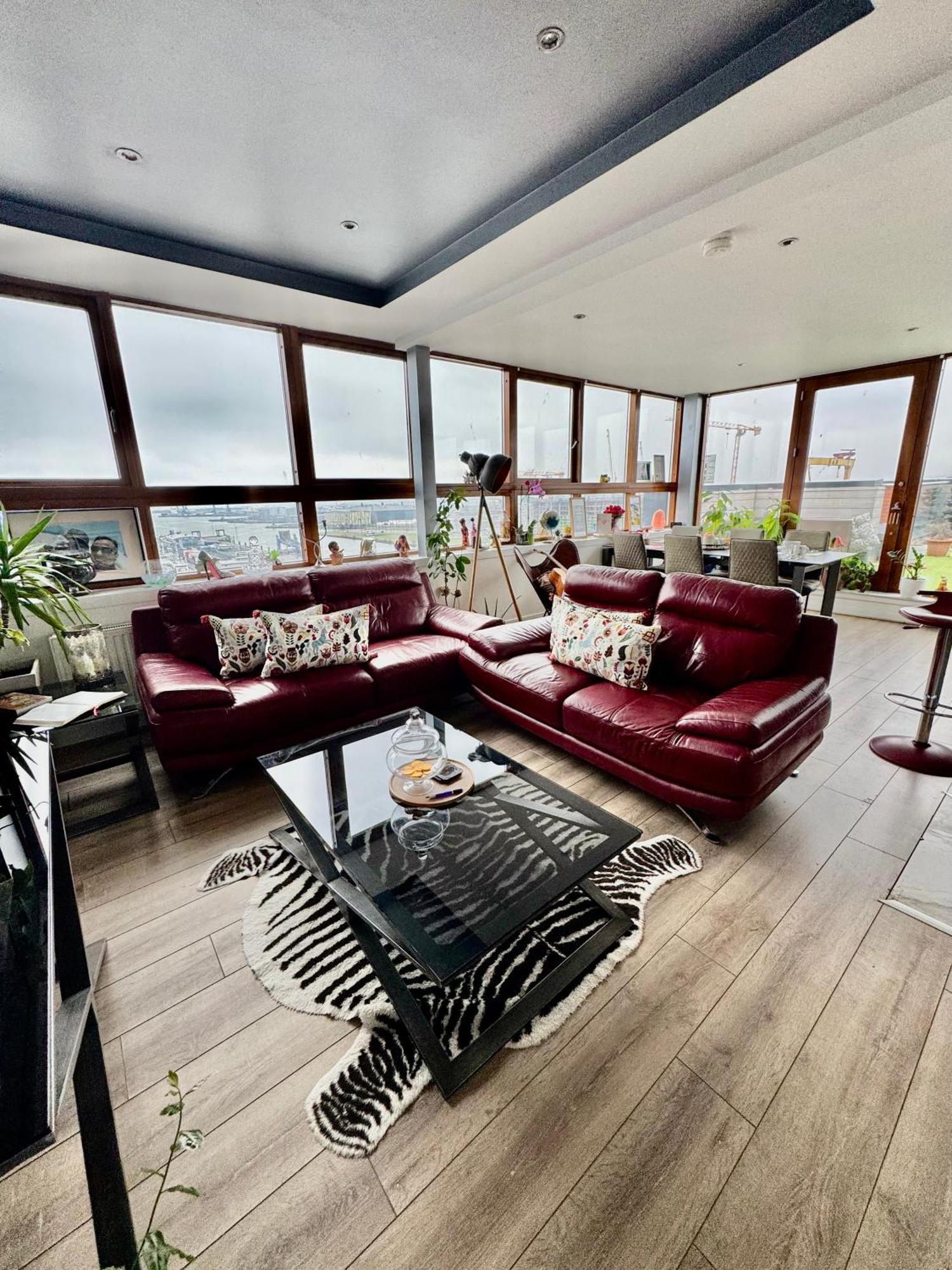King Room Mountain View