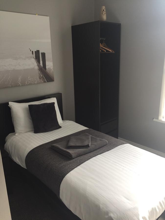 Deluxe Single Room,644135811:JPEG