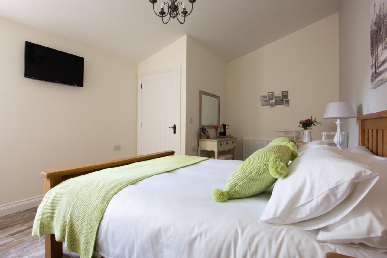 Double Room Private Bathroom