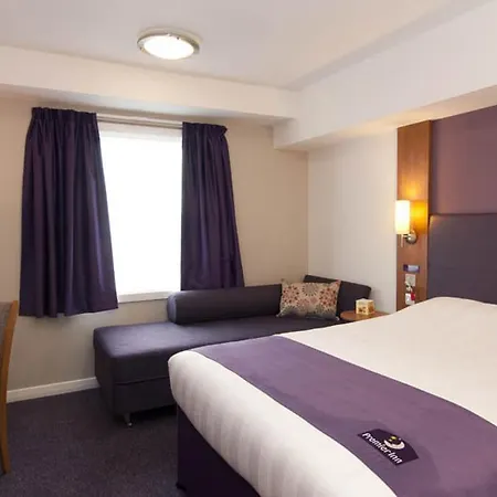 Premier Inn Belfast City Centre - Alfred Street-3