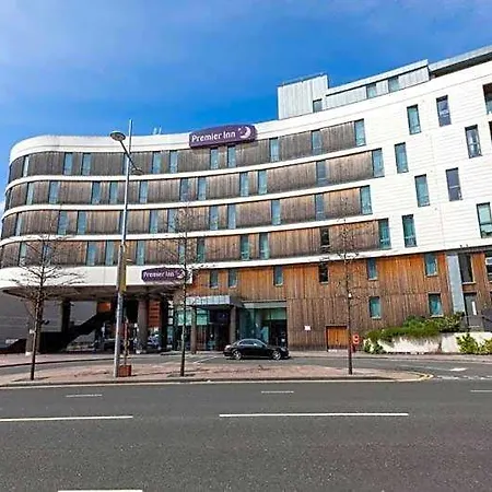Premier Inn Belfast Titanic Quarter-3
