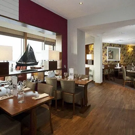 Premier Inn Belfast Titanic Quarter-3
