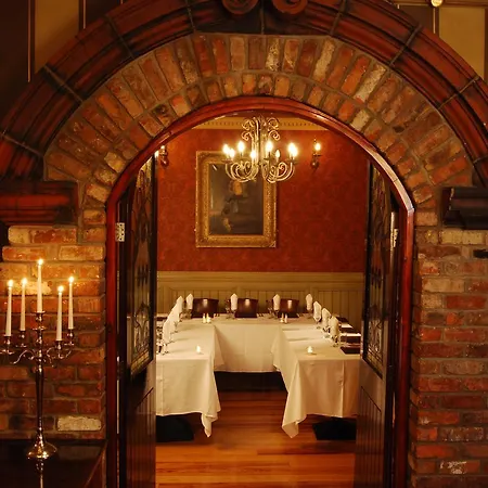 Benedicts Hotel-3