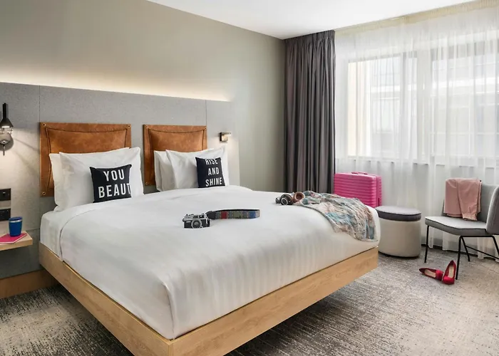 Moxy Belfast City