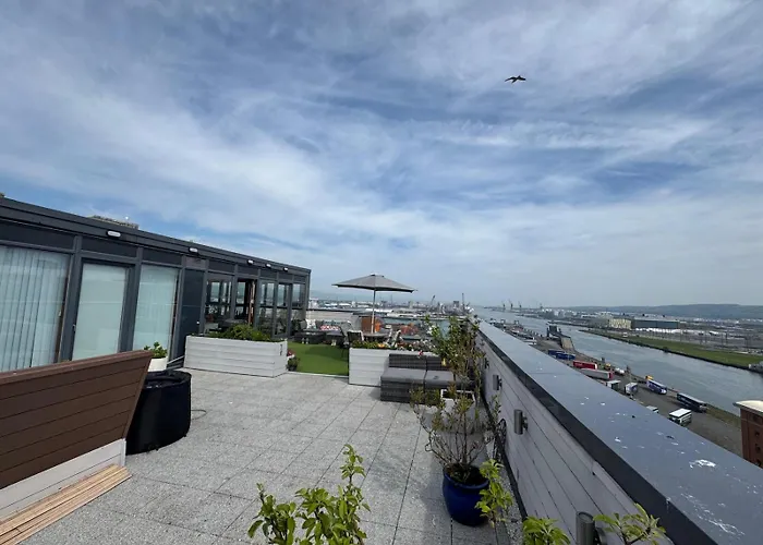James Clow Boutique Bed & Breakfast Belfast